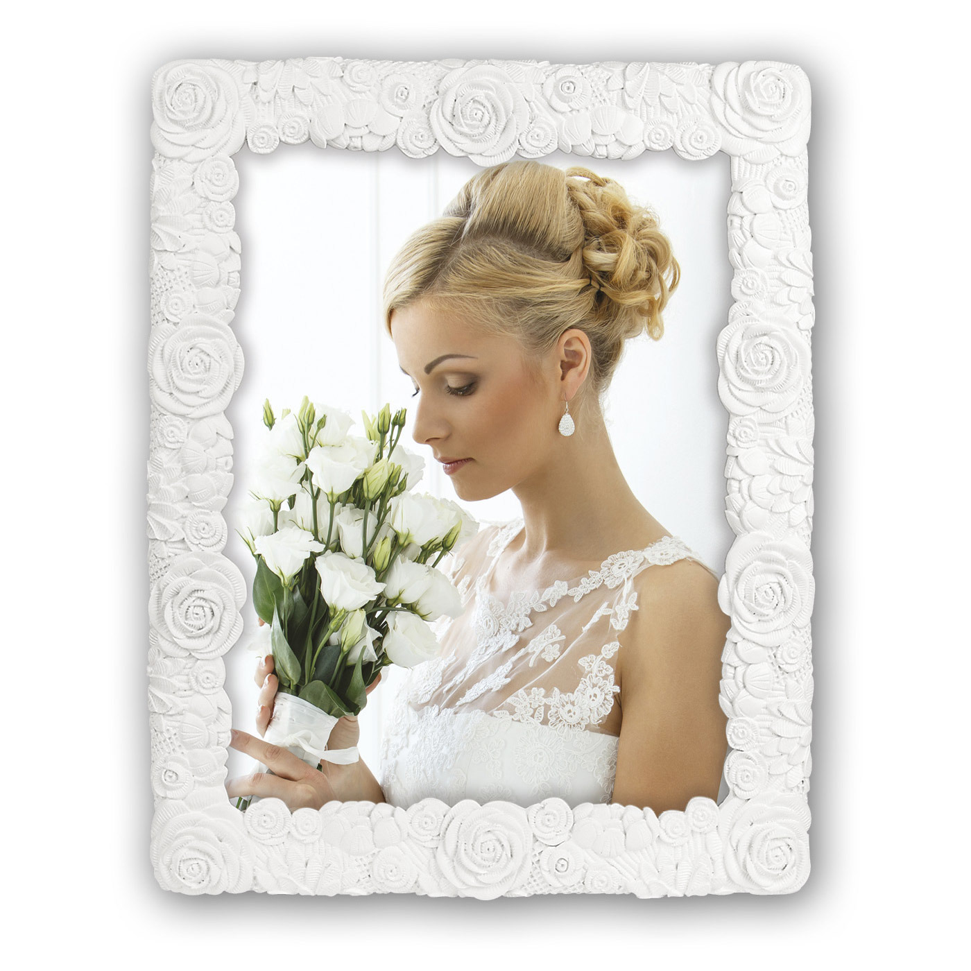 Kunststof fotolijst wit met bloemen motief geschikt voor een foto van 20 x 25 cm