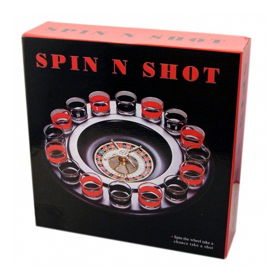 Roulette spel met shotglaasjes