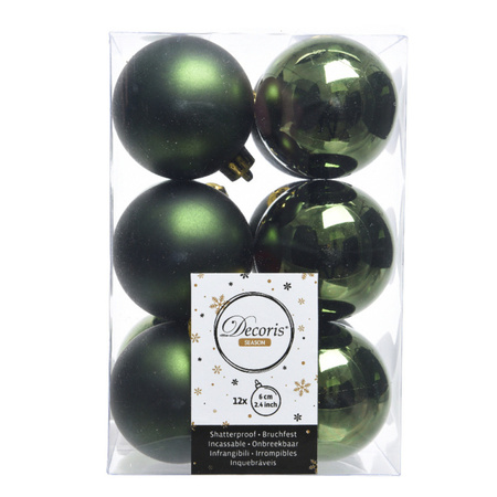 12x Donkergroene kerstballen 6 cm glanzende/matte kunststof/plastic kerstversiering