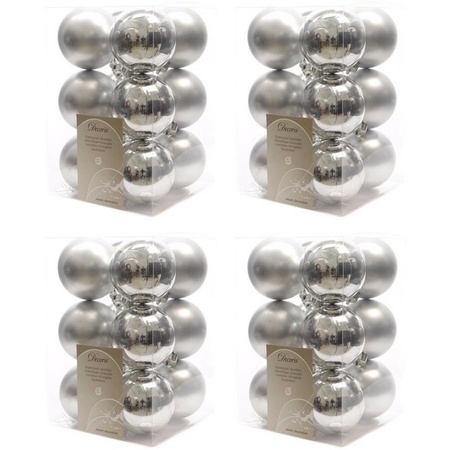 48x Zilveren kerstballen 6 cm glanzende/matte kunststof/plastic kerstversiering
