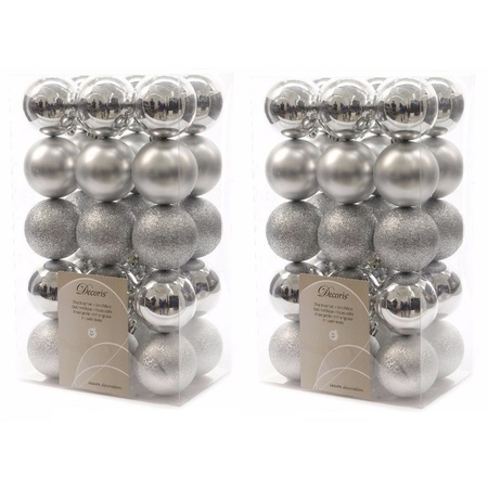 60x Zilveren kerstballen 6 cm glanzende/matte/glitter kunststof/plastic kerstversiering